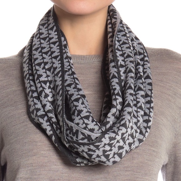 michael kors infinity scarf